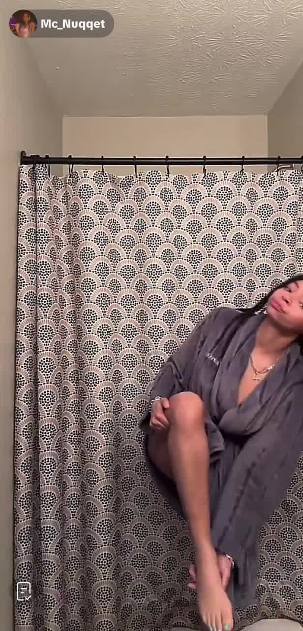 Mc_Nuqqet-KOhC6RxB_720p.mp4