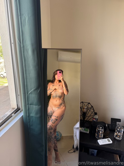 Melisandre--itwasmelisandre-OnlyFans---2025-02-04.jpg