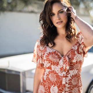 Melissa-Fumero-R006873bf6b81dc96015