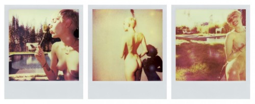 Miley_Cyrus_-_V_magazine_93_-_Spring__2015_006463dc16247cd1a52.jpg