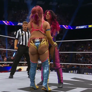 Mina-2d4022614f5e53f3a