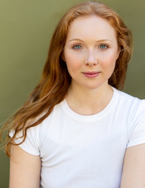 Molly-C.-Quinn-R001fb530db35405ffbf.jpg