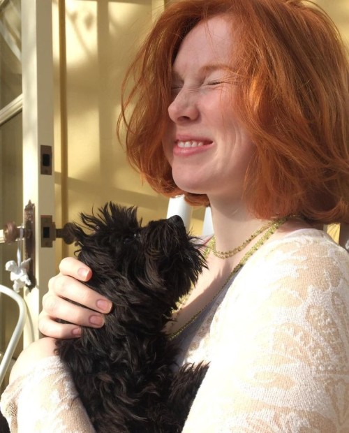 Molly-C.-Quinn-R024bf2c5233a721ece1.jpeg