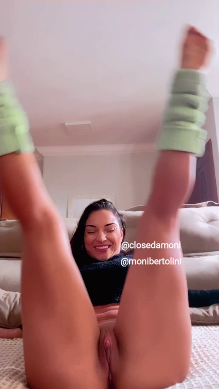 Monique Bertolini (1).png
