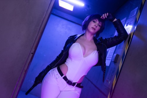 Motoko39204043fbdbb5e9d5.jpg