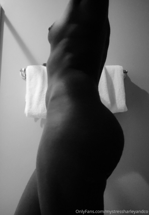 Mystress_Que_OnlyFans_1145e78d98ba0729d3.jpg