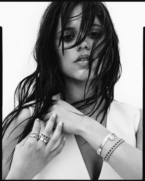 NEW--Jenna-Ortega-photoshoot-for-vmagazine---jennaortega-vmagazine-.-follow-jennaortegamoments-and-join-my-channel-for-more-updates-like-this------jennaortega-jennaortegaedit-j-1167919946517539cd.jpg