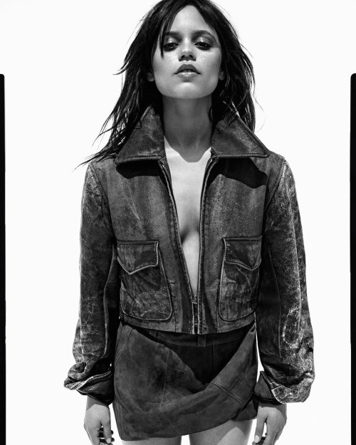 NEW--Jenna-Ortega-photoshoot-for-vmagazine---jennaortega-vmagazine-.-follow-jennaortegamoments-and-join-my-channel-for-more-updates-like-this------jennaortega-jennaortegaedit-j-77314743097aaa431.jpg