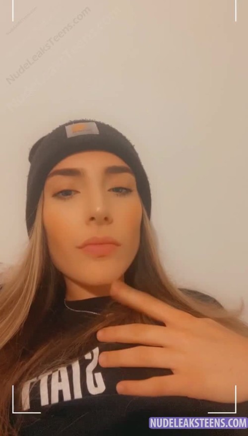 NLTHUB.PK Nadia Amine040