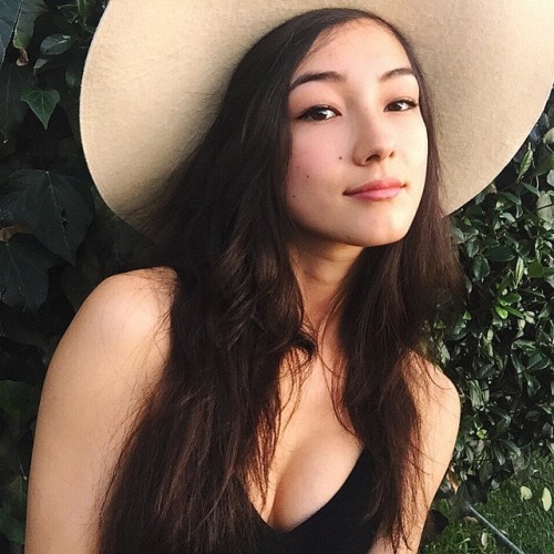 Natasha-Liu-Bordizzo-R003f1a3642490c518b7.jpg