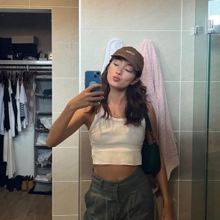 Natasha-Liu-Bordizzo-R0135ce8e4cb8a9d2a01