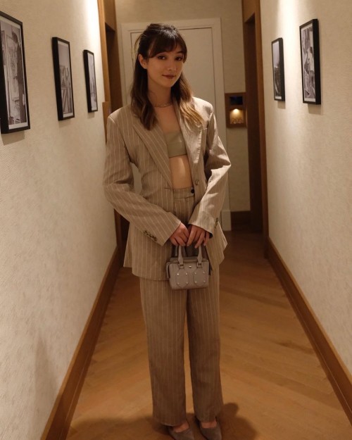 Natasha-Liu-Bordizzo-R046e17853684c34cc43.jpg