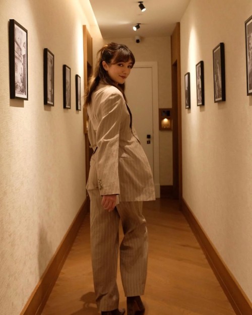 Natasha-Liu-Bordizzo-R04703e119c3d3c9d099.jpg