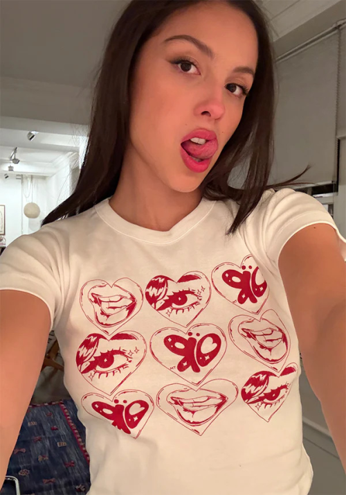 Olivia-Rodrigo-R048.png