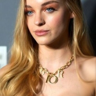 Olivia-Rose-Keegan-F003