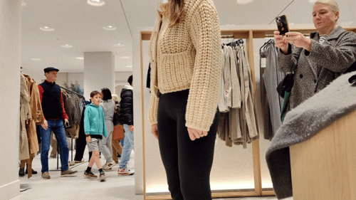 One-of-the-tightest-ass-2dd66c795704f6151.gif
