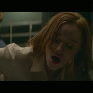Phoebe-Dynevor-R0409d9f9c7a9d3f8699