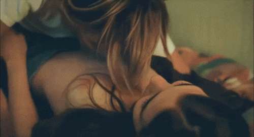 Quinn-Shephard-R070e7029970eebb5d7a.gif