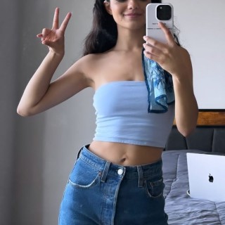 Rachel-Zegler-R0246b50ab407b6511aa