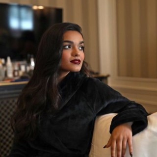 Rachel-Zegler-R053bf32893aa2d9ddd2