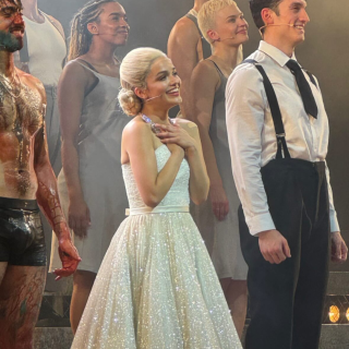 Rachel-Zegler-R110adc22f9f9c040410