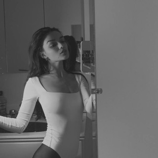 Rachel-Zegler-R161c7a0d0003f1d8104