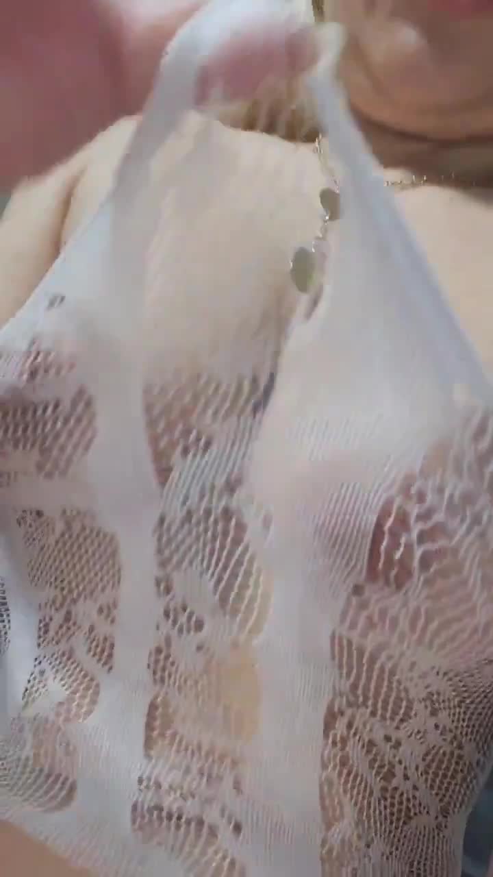 SI6vT6MsQ2GLLPKJ305645a7a413f63f.mp4