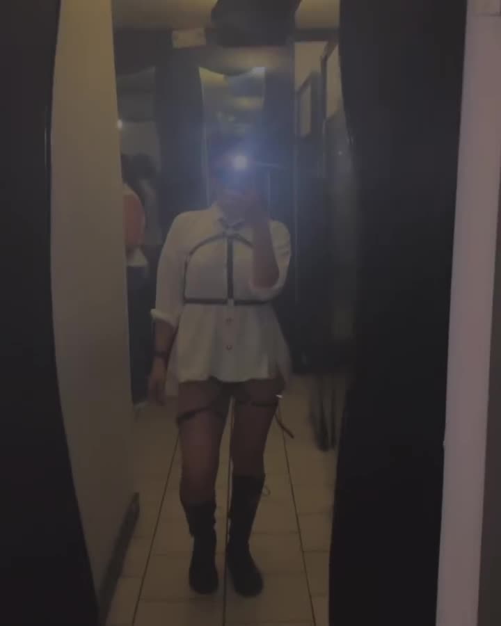 Sabado-de-baile-y-sensualidad-dcee6073365e0a39.mp4