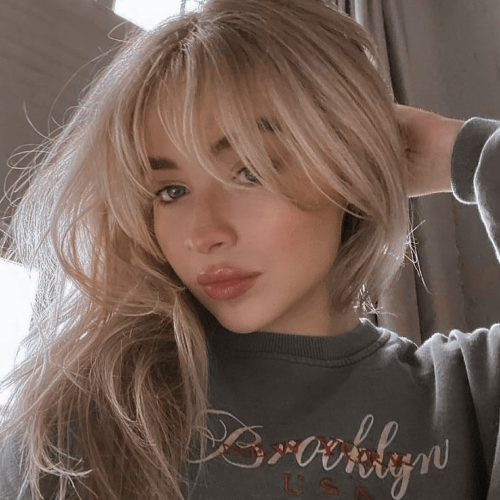 Sabrina Carpenter R002