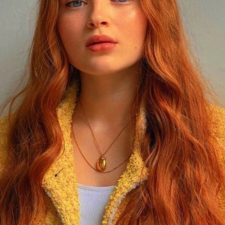 Sadie-Sink-R013