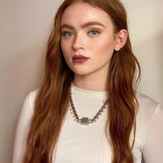 Sadie-Sink-R038