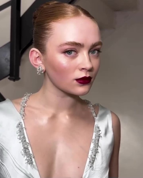 Sadie Sink R042