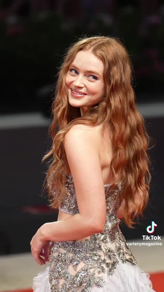 Sadie-Sink-R047.mp4