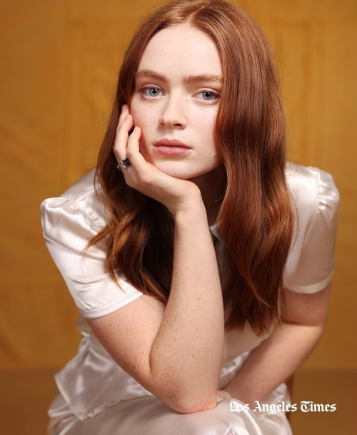 Sadie-Sink-R054.png