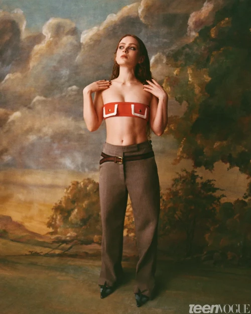 Sadie-Sink_WM_TeenVogue-March-April2025-796f6c6a7dbf3c93dcee71af5a18c4675.webp