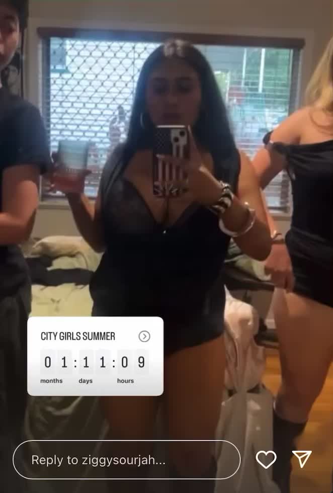 ScreenRecording_10-19-2025-19-21-36_1.mov