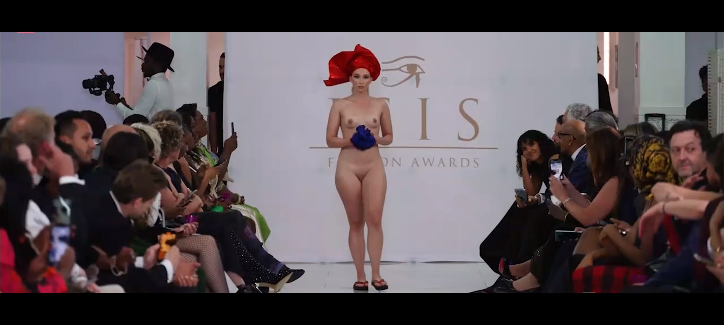 Screenshot_2025-12-26-11-44-07-845_com.playit.videoplayer.jpg