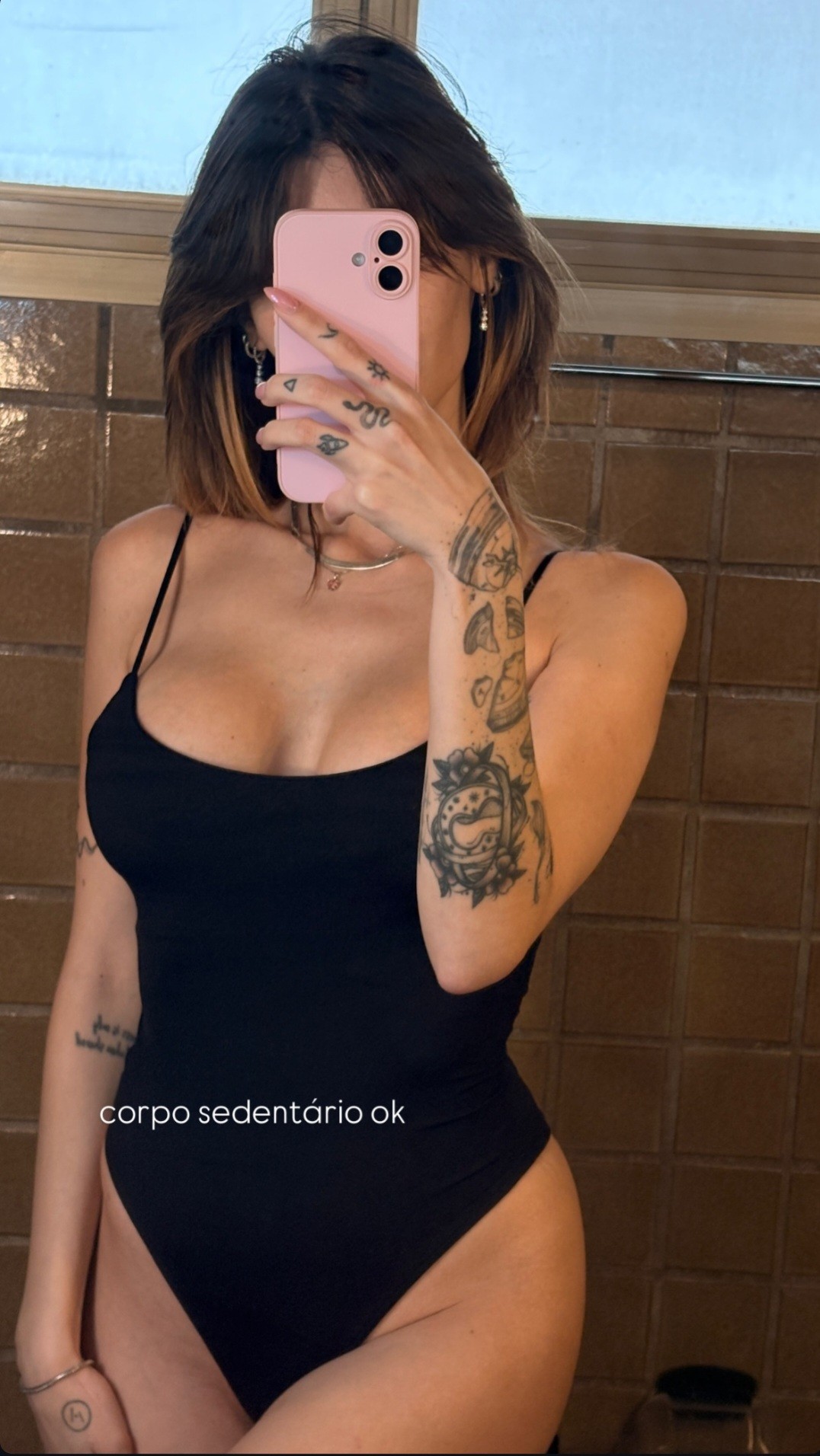 Gabriella Dantas ( gdbriella )