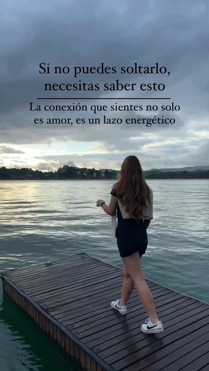 Se-esta-acabando-el-ano-y-aun-logras-superarlo-crees-que-es-por-el-gran-amor-que-le-tienes-por-todos-los-recuerdos-y-los-momentos-vividos-pero-hay-algo-mas-Hay-un-lazo-invisible-pero-m50a82c782e7d61c4.mp4