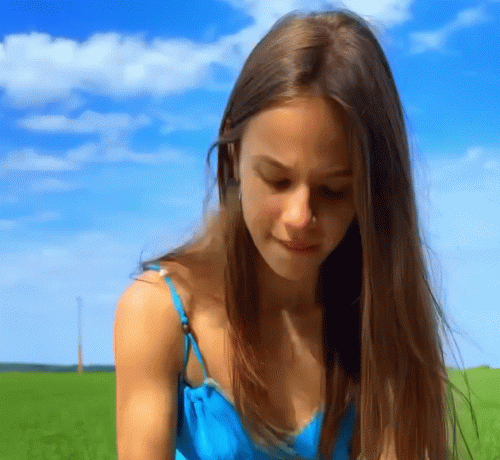 SeLfj711fb80acbb94900.gif