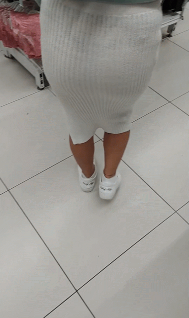 See-thru_129a579631063eaddc.gif