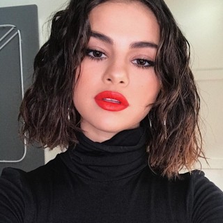 Selena-Gomez-R00834426f20abf3a5eb