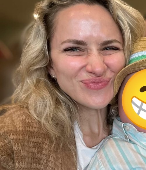 Shantel-VanSanten-R003411058c78a70120e.jpg