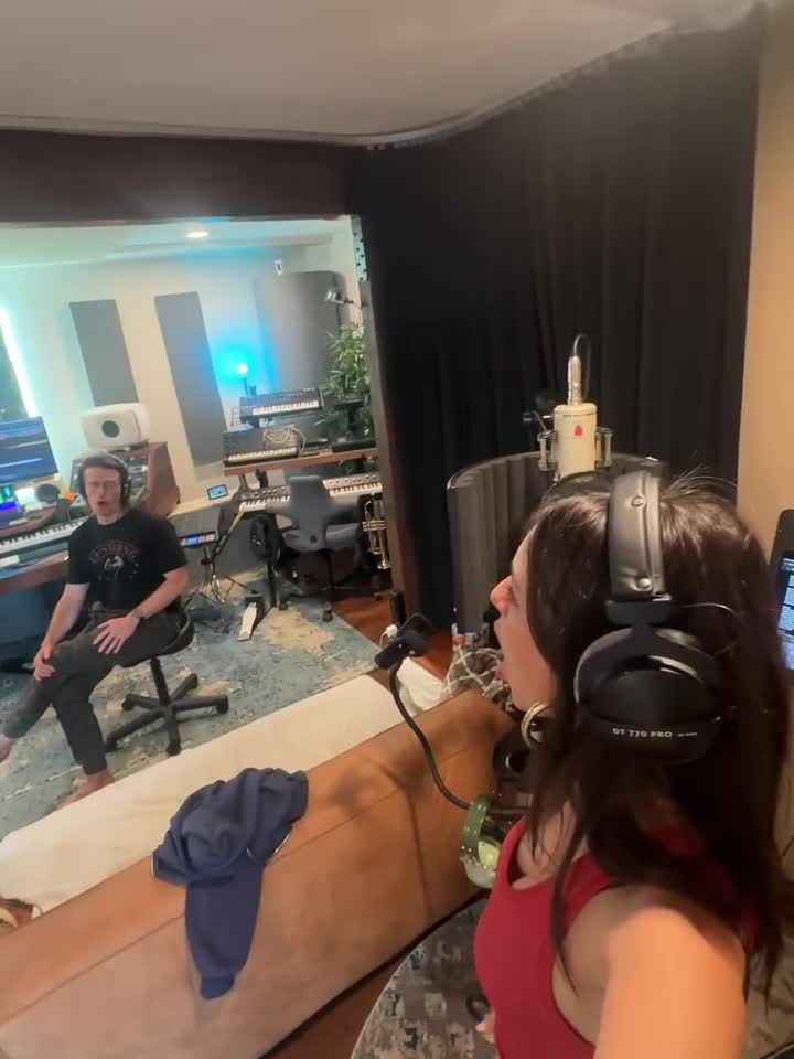 SnapInsta.to_AQNRzlF6BtJerzMYjFYHhRDJwcUy1gM4a9iowHywLWAWJAKMAjsM6w9D4cSXBpXGSUUI4TFiiijgkKL9rRddp8jtD6JrSGBDgwliYho.mp4