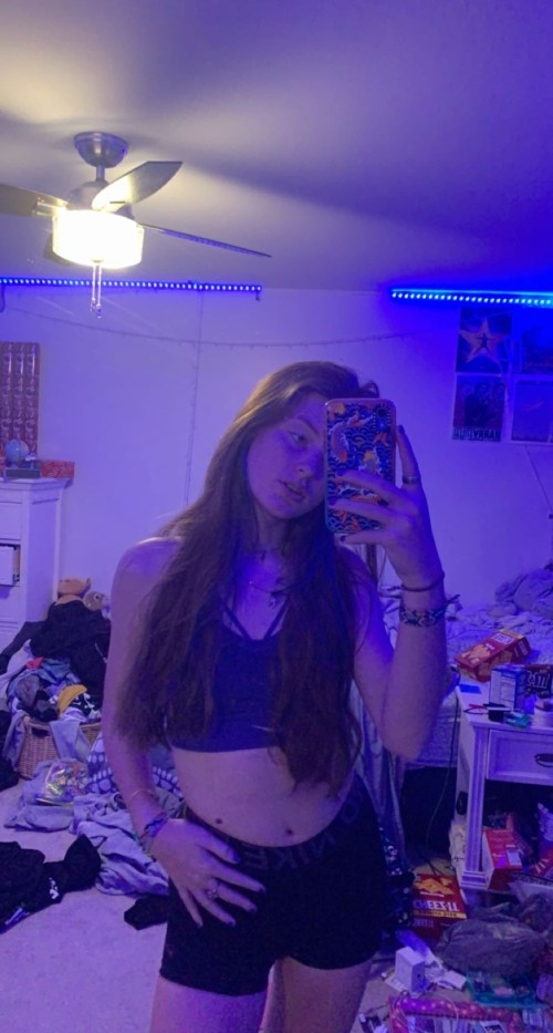 Snapchat-1513973917f6ca1108847497b0.jpg