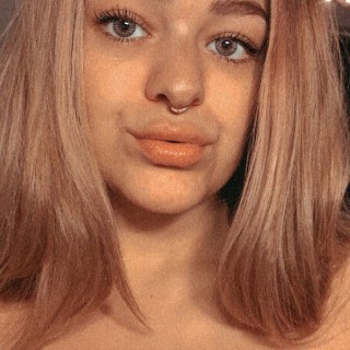 Snapchat-185223439635ddcff83e40dd2d