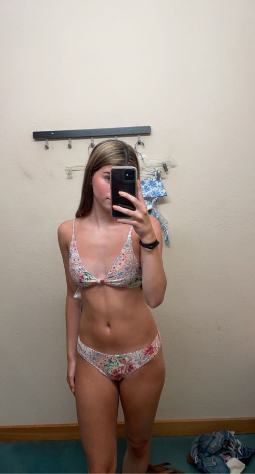 Snapchat-1965680424ed4305f8b6b7e83d.jpg