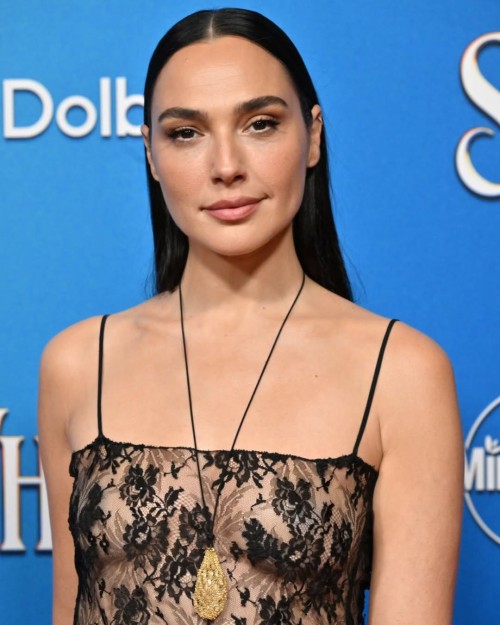 Snapinst.app_484170069_640969861876501_7896645091860931900_n_108056c284bfd2974cf4.jpg