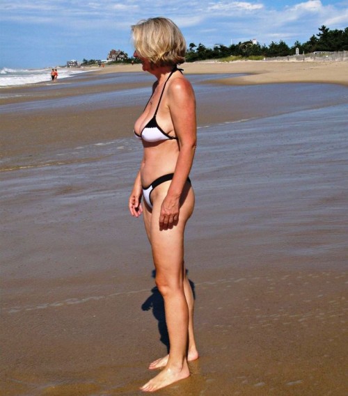 Swimsuit-mom-38.jpg
