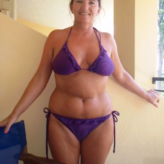 Swimsuit-mom-49